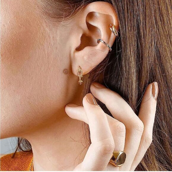 Gold 14k Gold Plated Chain Link Hoop Earrings - Picture 3 of 4